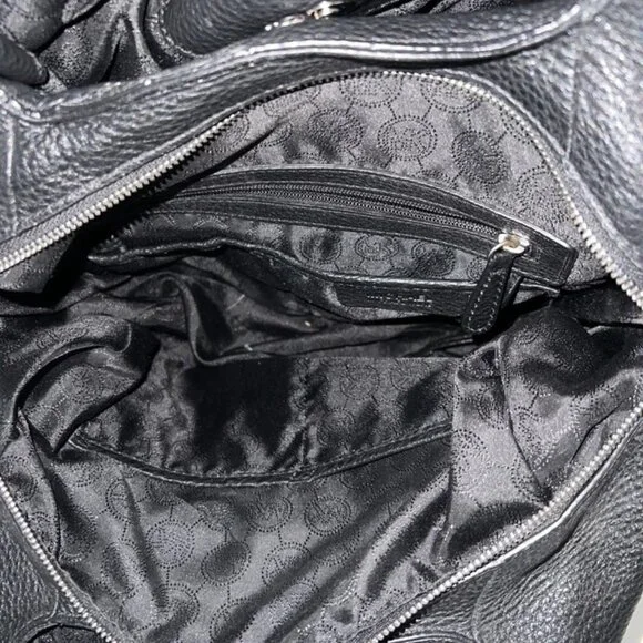 Michael Kors Black Leather hobo bag - Picture 5 of 8